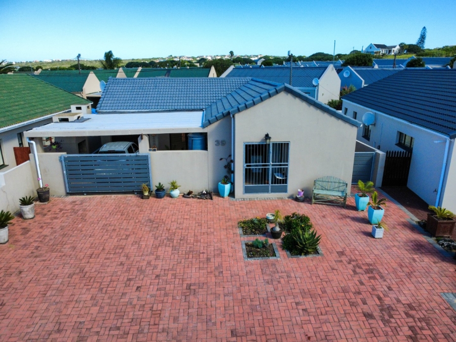3 Bedroom Property for Sale in Stilbaai Wes Western Cape